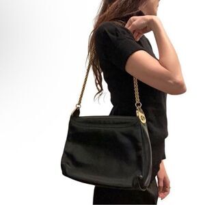 Gucci 1970 vintage black leather gold chain bag